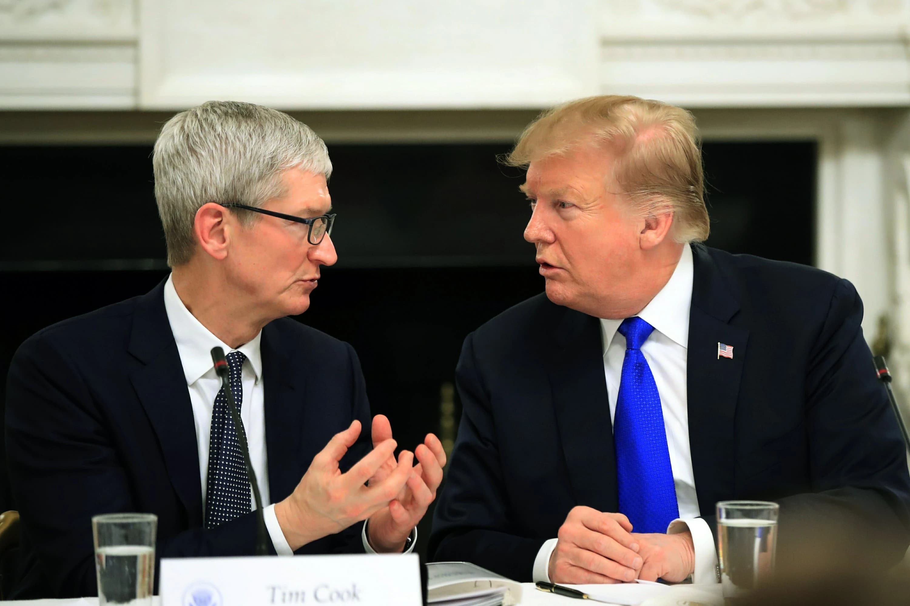 Trump Urges Apple CEO to Shift Manufacturing from India to U.S. – A Big Blow to India?